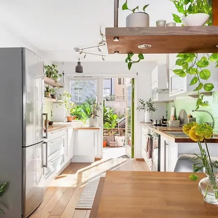 Cosy In Shared In The Heart Of *